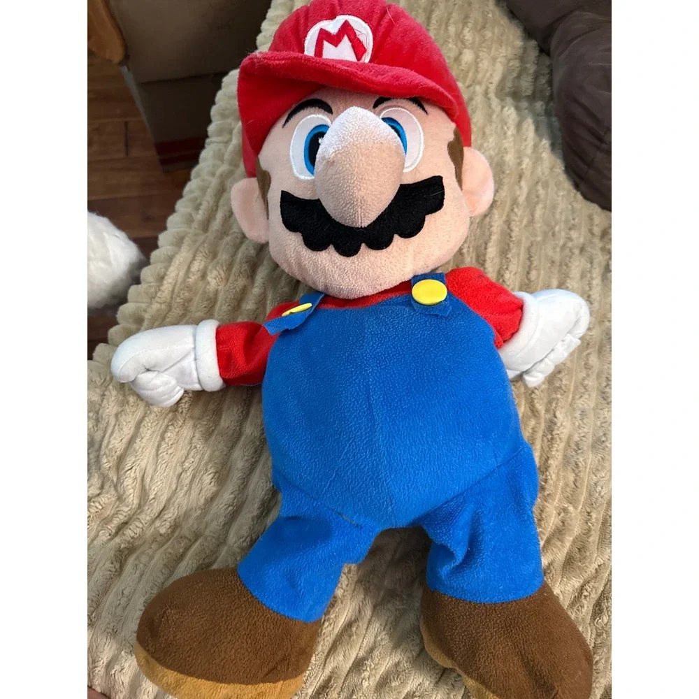 Nintendo Super Mario Bros Plush Backpack 18 Inch Stuffed Figure Zipper Pouch Red